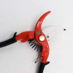 قیچی باغبانی مدل هیپو کد YPFR-23
