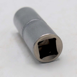 آچار بکس شمع مدل بیگ بر کد YP-1٫2 INCH سایز 16 میلی متر