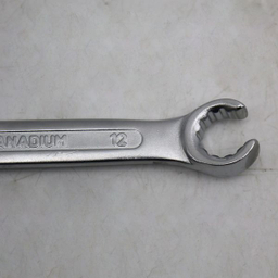 آچار دو سر رینگی مدل بلک بول کد YP-CHAKDART-17CM سایز 12-13 میلی متر