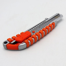 کاتر مدل گوریلا کد YPT-LE18MM