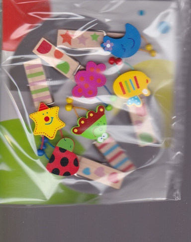 گیره چوبی پیکاردو طرح ابر و ماه و ستاره کد PL-03 بسته 6 عددی