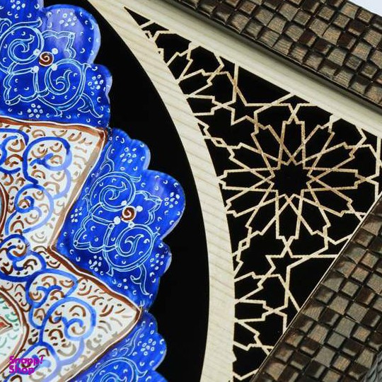 بشقاب میناکاری با قاب مدل 000850