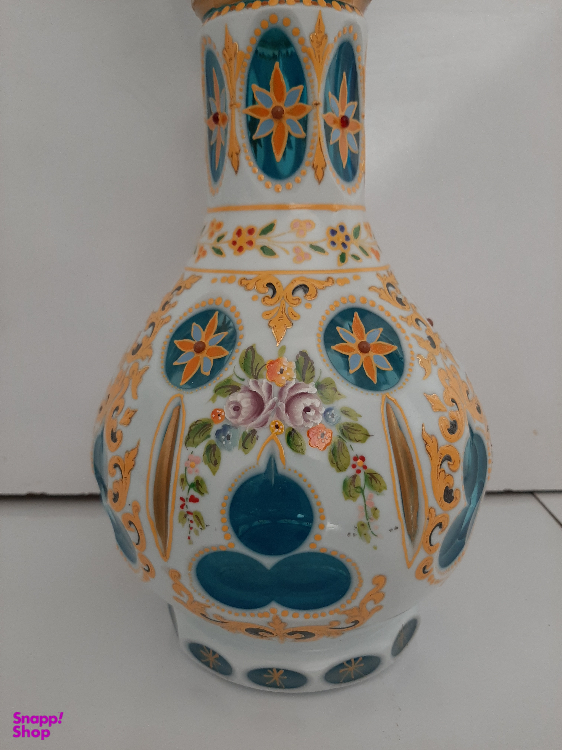 گلدان طرح گل و بوته