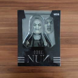اکشن فیگور مزکو تویز (Mezco Toyz) مدل راهبه