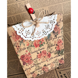 پاکت هدیه طرح گل‌‌های پیونی کلاسیک سایز 11×15 سانتی متر