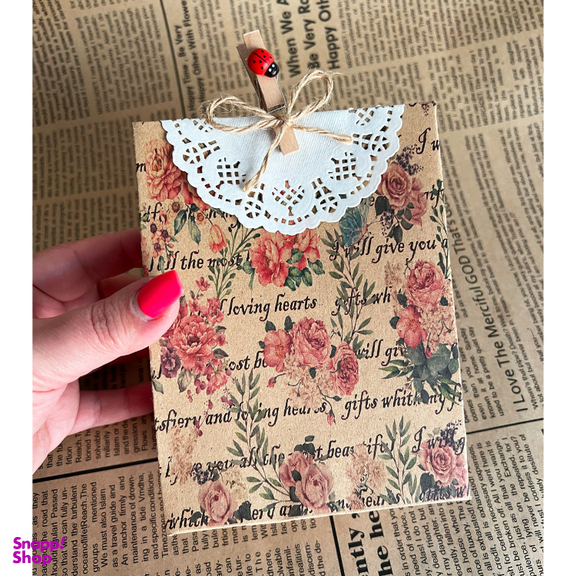 پاکت هدیه طرح گلهای پیونی کلاسیک سایز 11×15 سانتی متر