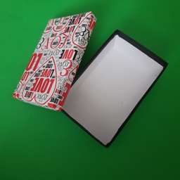 جعبه هدیه مدل لاو کد 0085