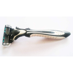 خود تراش دورکو مدل 6blade-vit E & Aloe Vera