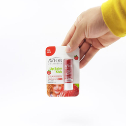 بالم لب کودک اویور (Avior) مدل توت فرنگی