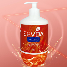 کرم آبرسان سودا (Sevda) مدل VITAMIN C و VITAMIN E حجم 500 میلی‌لیتر