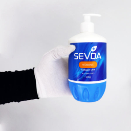 کرم آبرسان سودا (Sevda) مدل VITAMIN C و VITAMIN E حجم 500 میلی‌لیتر