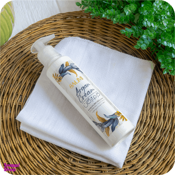 کرم مرطوب کننده و آبرسان سلیمی مدل Argan حجم 250 میلی لیتر