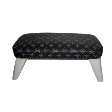 زیردستی روسی کاشت ناخن طرح Louis Vuitton