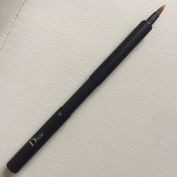 براش لب دیور (Dior) شماره 31