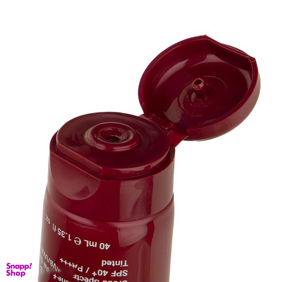 کرم ضدآفتاب و ضدلک رنگی لافارر مدل SPF40-Medium مناسب پوست های چرب و مستعد آکنه حجم 40 میلی لیتر