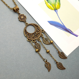 گردنبند رو مانتویی مدل قلب و برگ