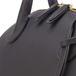 کیف دوشی زنانه ماهرو