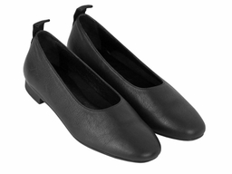 پامپ زنانه تخت مشکی آرتمن (Artman)