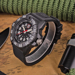 ساعت مچی عقربه ای مردانه لومینوکس (Luminox) کد XS.3501