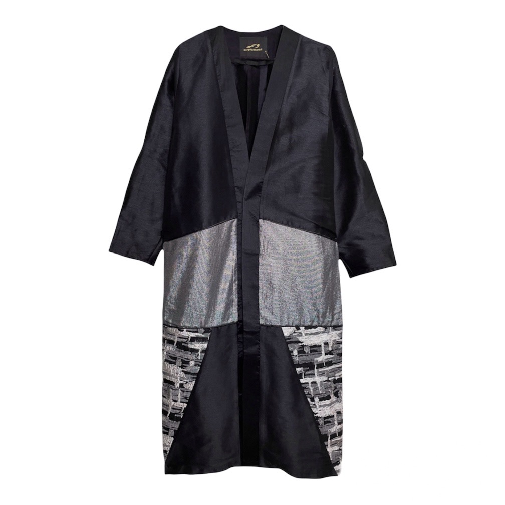 مانتو تافته وسمه (VASMEH) کد 409 رنگ مشکی نقره ای فری سایز