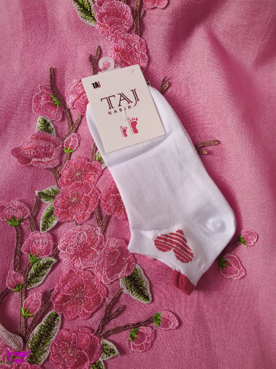 جوراب سه پاشنه زنانه تاج (Taj) مدل قلبی