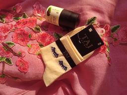 جوراب نیم ساق بوکله زنانه تاج (Taj) طرح چشم