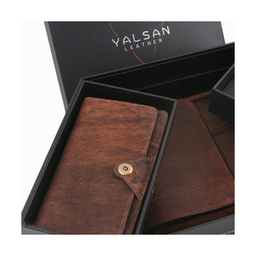 ست هدیه مردانه چرم یلسان (Yalsan Leather) مدل ماهان 2 کد Rds-Kam-058-Sh