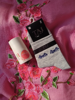 جوراب زنانه تاج مدل نیم ساق کد 7301