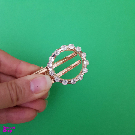 گیره دخترانه مدل دایره نگین دار رنگ طلایی