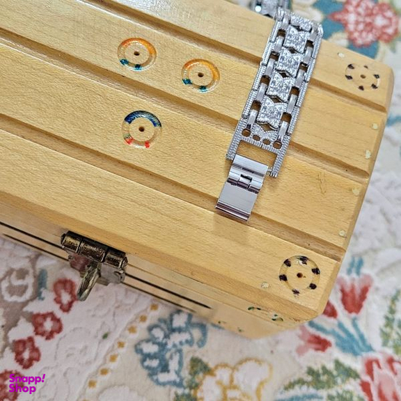 ساعت مچی عقربه ای زنانه والار (Walar) مدل حکاکی کد 03
