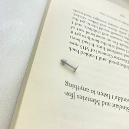 پیرسینگ لب زنانه کد P4376