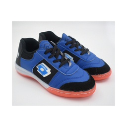 کفش فوتسال بچگانه کد C-7401 رنگ آبی (غیراصل)