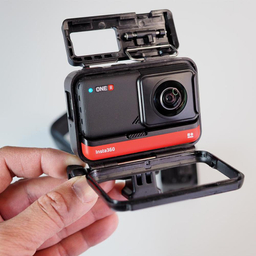دوربین فیلم برداری ورزشی اینستا 360(Insta360 Go) مدل 360 edition