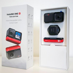 دوربین فیلم برداری ورزشی اینستا 360 (Insta360 Go) مدل ONE R به همراه لوازم جانبی