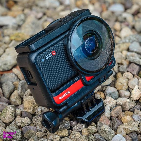 دوربین فیلم برداری ورزشی اینستا 360 (Insta360 Go) مدل insta360 one r به همراه لوازم جانبی رنگ مشکی