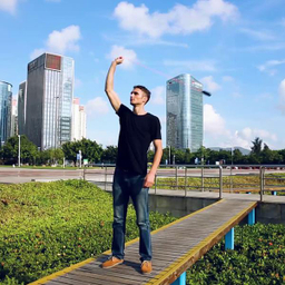 دوربین فیلم برداری ورزشی اینستا 360 (Insta360 Go) مدل insta360 one r به همراه لوازم جانبی رنگ مشکی