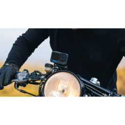 دوربین فیلم برداری ورزشی گوپرو (GoPro) مدل Hero 10 به همراه لوازم جانبی
