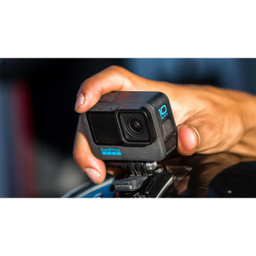 دوربین فیلم برداری ورزشی گوپرو (GoPro) مدل Hero 10 به همراه لوازم جانبی