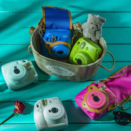 دوربین عکاسی چاپ سریع فوجی فیلم (Fujifilm) مدل Instax Mini 9