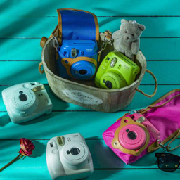 دوربین عکاسی چاپ سریع فوجی فیلم (Fujifilm) مدل Instax mini 9 Flamingo Pink