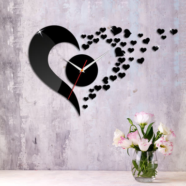 ساعت دیواری اِلِنسی مدل قلب