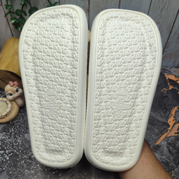 دمپایی زنانه پاپا مدل آهو کد 129619 رنگ سفید