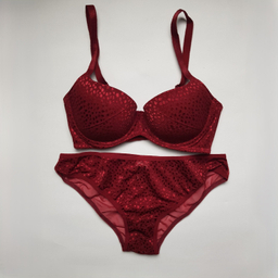 ست شورت و سوتین زنانه برتا مدل اسفنجی کد 6020KC رنگ زرشکی