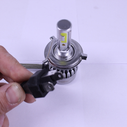 لامپ هدلایت خودرو سام مدل U10 پایه H4 بسته 2 عددی