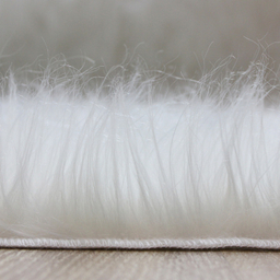 فرش ماشینی شاران هوم طرح خز پرز بلند مدل اسفنج دار زمینه سفید