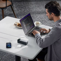 پاوربانک انکر مدل A1289011 ظرفیت 24000 میلی آمپر ساعت
