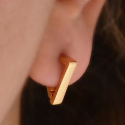 گوشواره طلا 18 عیار زنانه طلای مستجابی  مدل مثلث کد 01