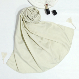 شال زنانه آنالیا مدل نخی دور دوخت منگوله دار کد 9613