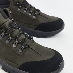 نیم بوت مردانه ال سی وایکیکی مدل Mountain v33 رنگ سبز زیتونی