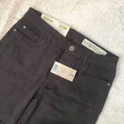 شلوارک زنانه اسمارا کد Z-C076 رنگ مشکی